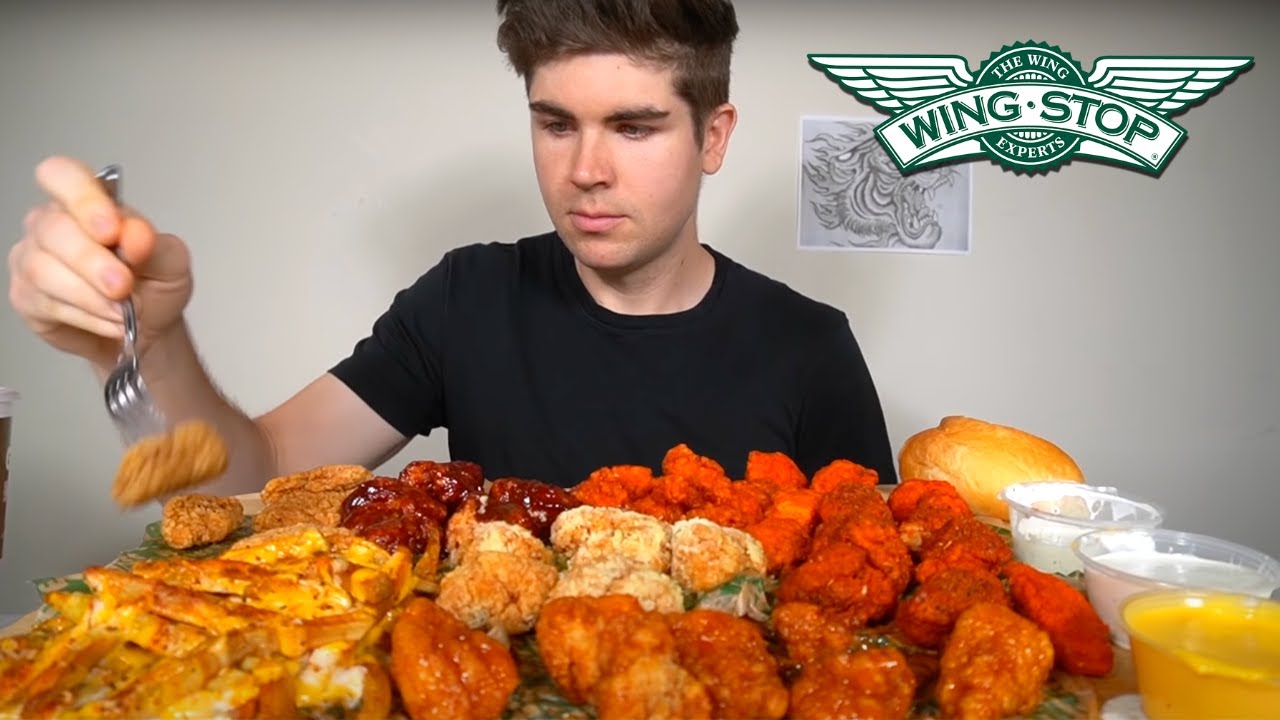 WINGSTOP Boneless Wings FEAST + Cheesy Voodoo Fries (Mukbang)