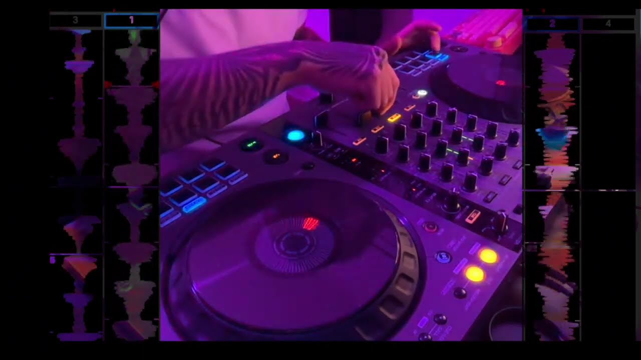 it’s a tuesday night and you're feeling nostalgic listening to some garage music.