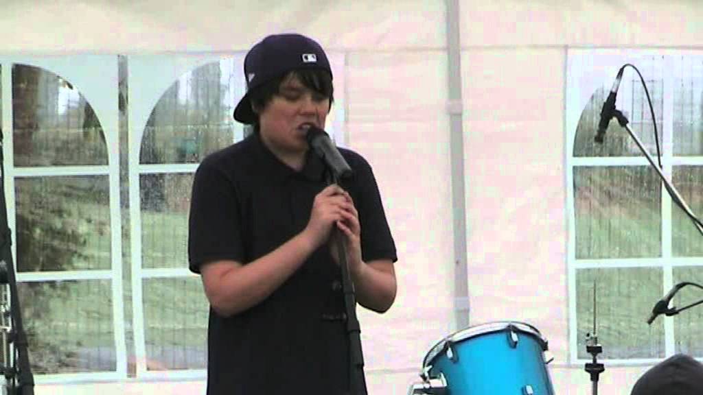 LUKE LUCAS (X FACTOR 2011) HALLELUJAH