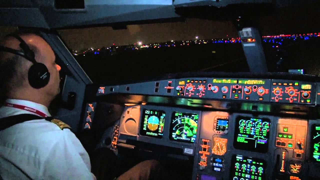 Mexico City Night Dep + Thunderstorms over the US