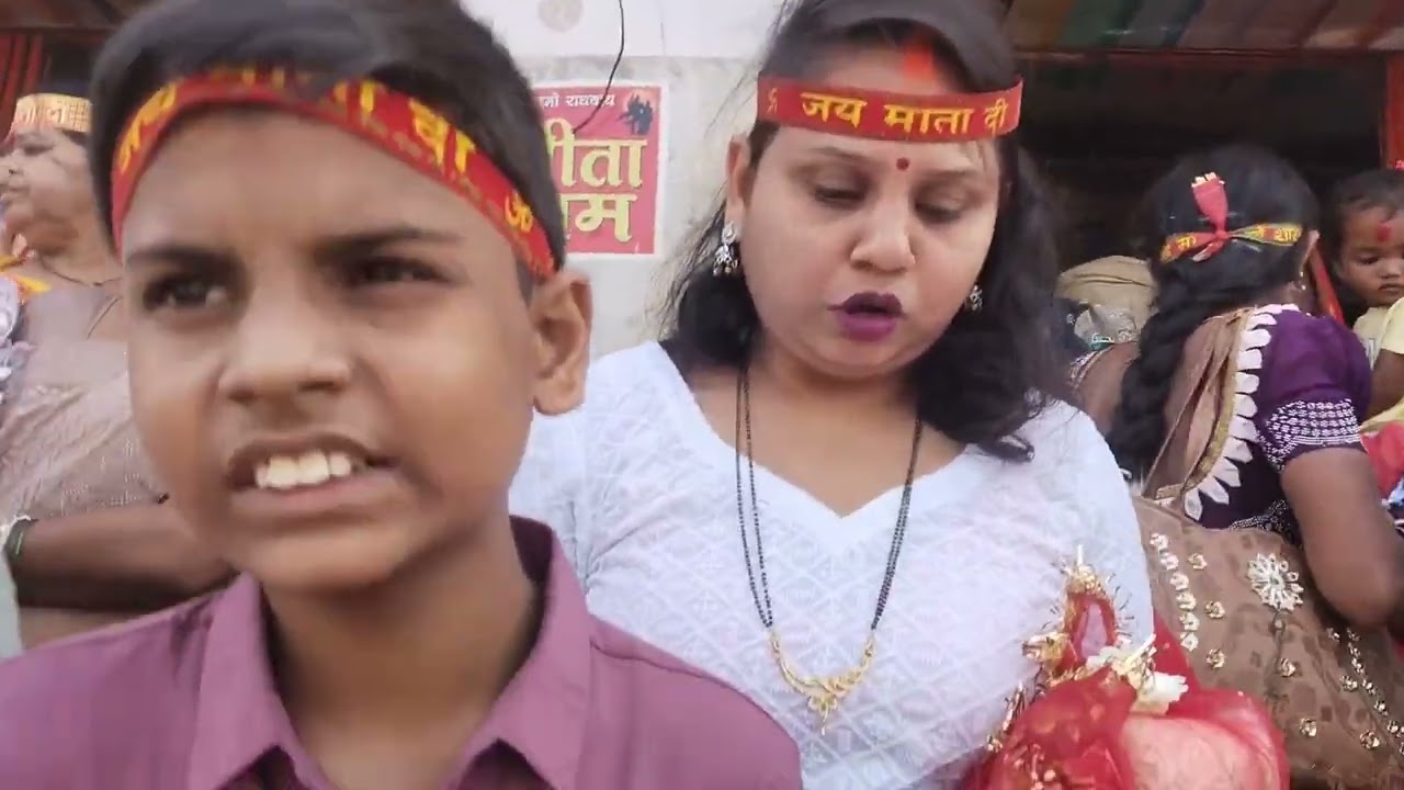 शारदा माता मैहर देवी दर्शन करने