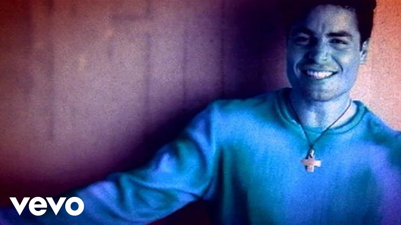 Chayanne - Baila Baila (Video - Meme's Boriqua Mix)