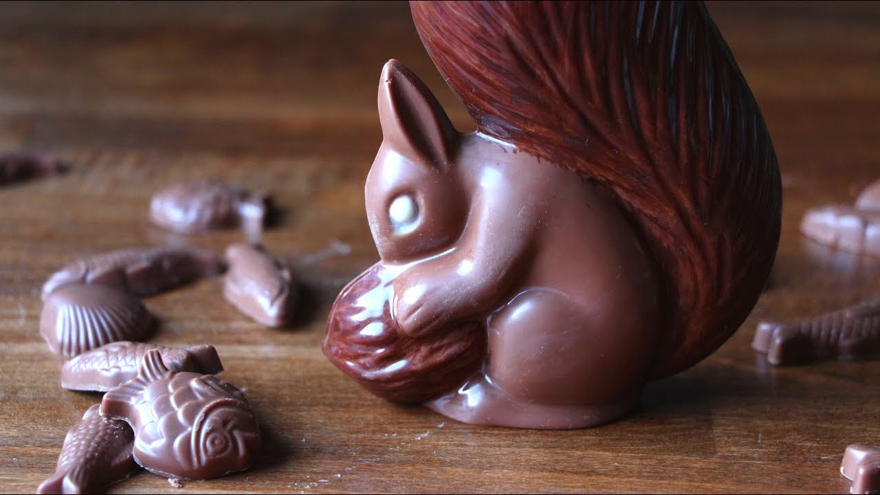 Chocolats de Pâques : friture et sujet en chocolat