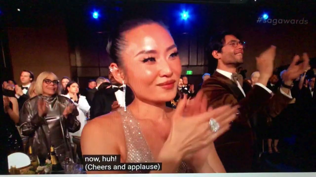 Everything Everywhere all at Once WINS BEST PICTURE SAGAWARDS 2023 #sagawards