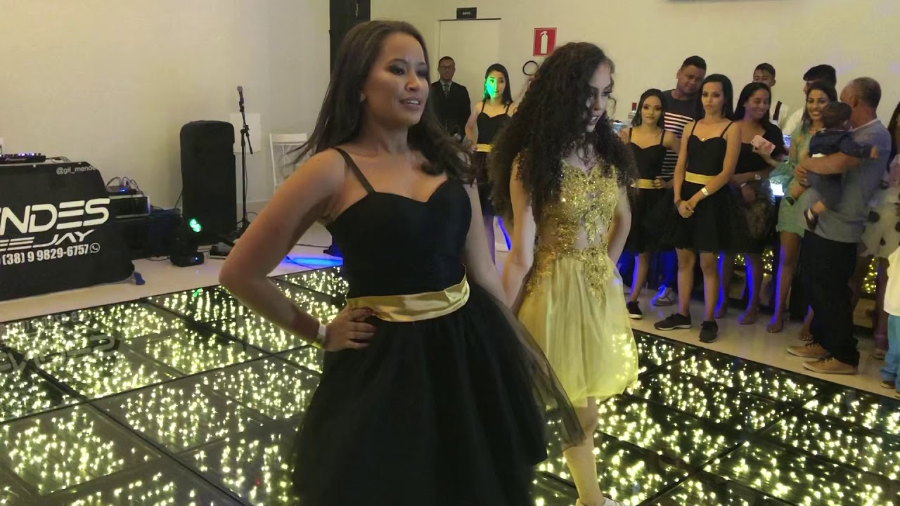 15 anos Luísa. A melhor de 2019. Abertura de pista e da balada. debutante. Coreografia