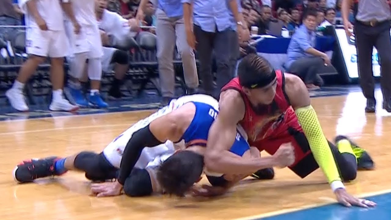 Semerad-Santos scuffle | PBA Commissioner’s Cup 2018