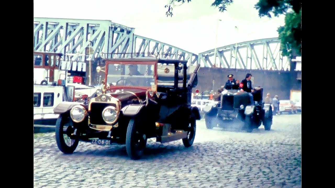1981 Historische optocht bij opening Willemsbrug in Rotterdam