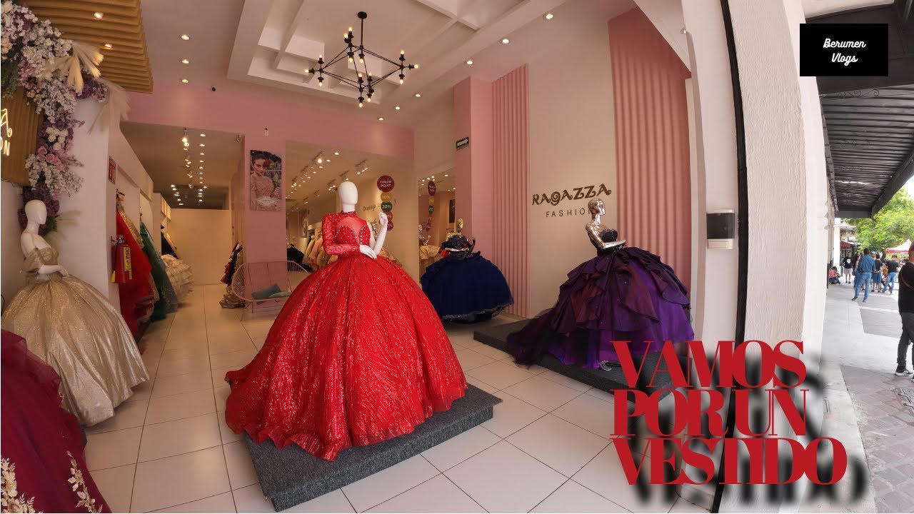 Vestidos de fiesta en el centro de Guadalajara.