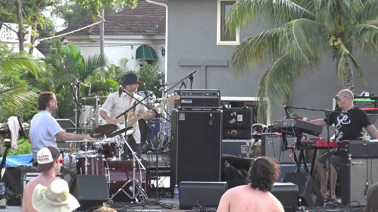 Medeski Martin and Wood - full set - 1-13-16 Runaway Bay, Jamaica FOH SBD HD tripod
