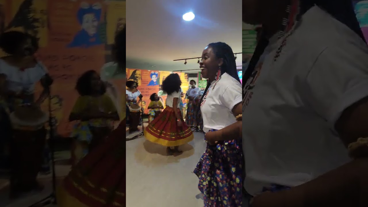 Avooou #sambaderoda #cultura #culturapopular #mulheresnegras