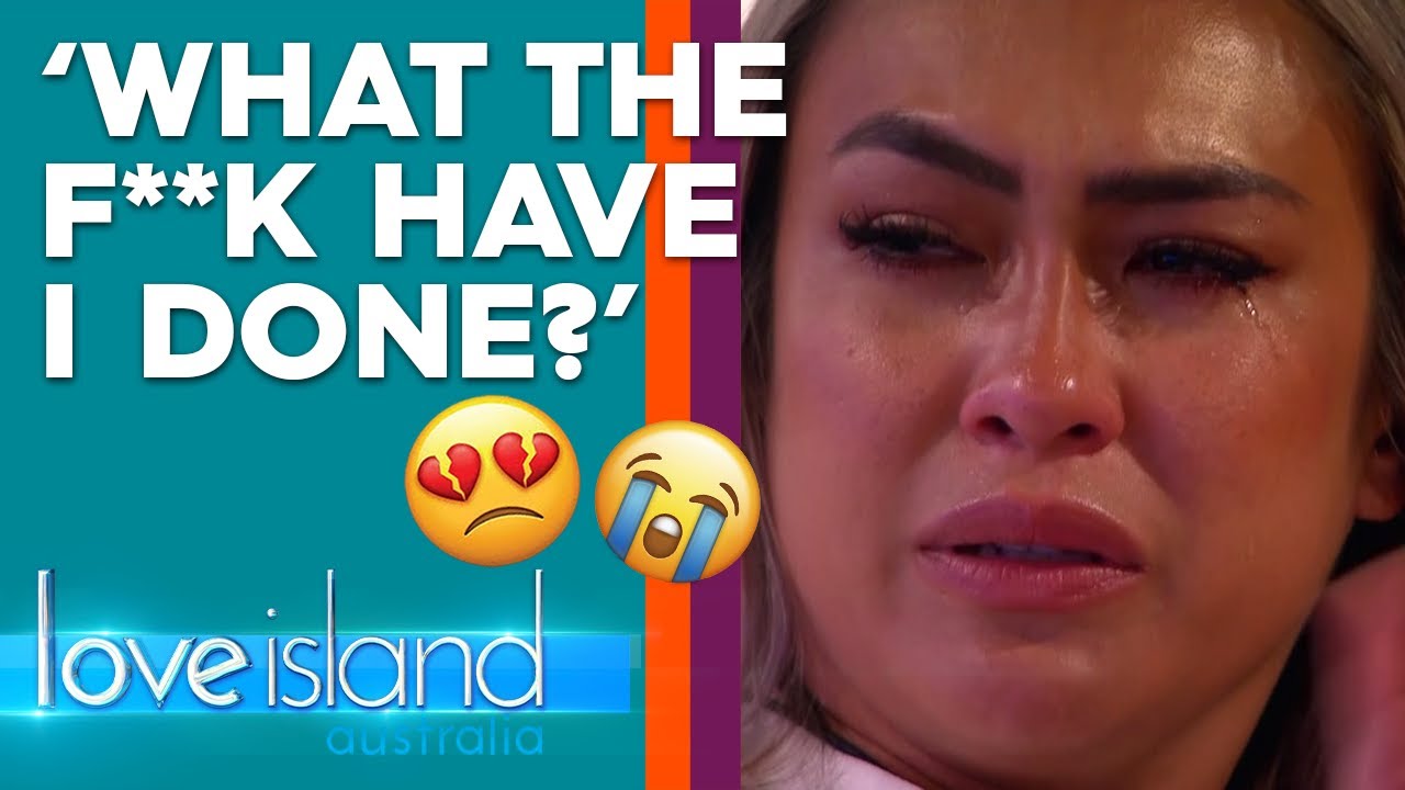 Phoebe confronts Cassie about wanting to Couple Up to stay in the Villa | Love Island Australia 2019