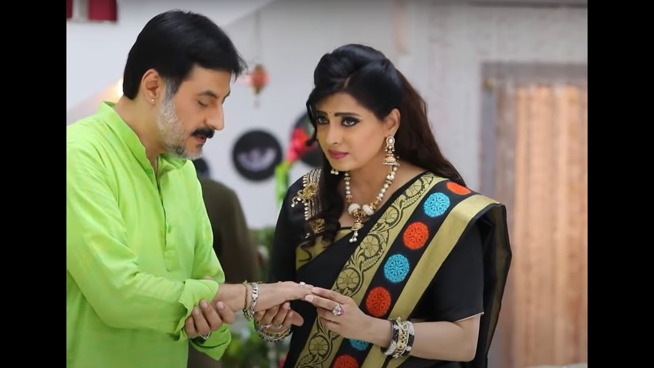 நீங்க பொறுமைய விசாரிச்சிருக்கணும்... அகிலாவயே எதிர்த்த ஆதி!- Sembaruthi Ep  448