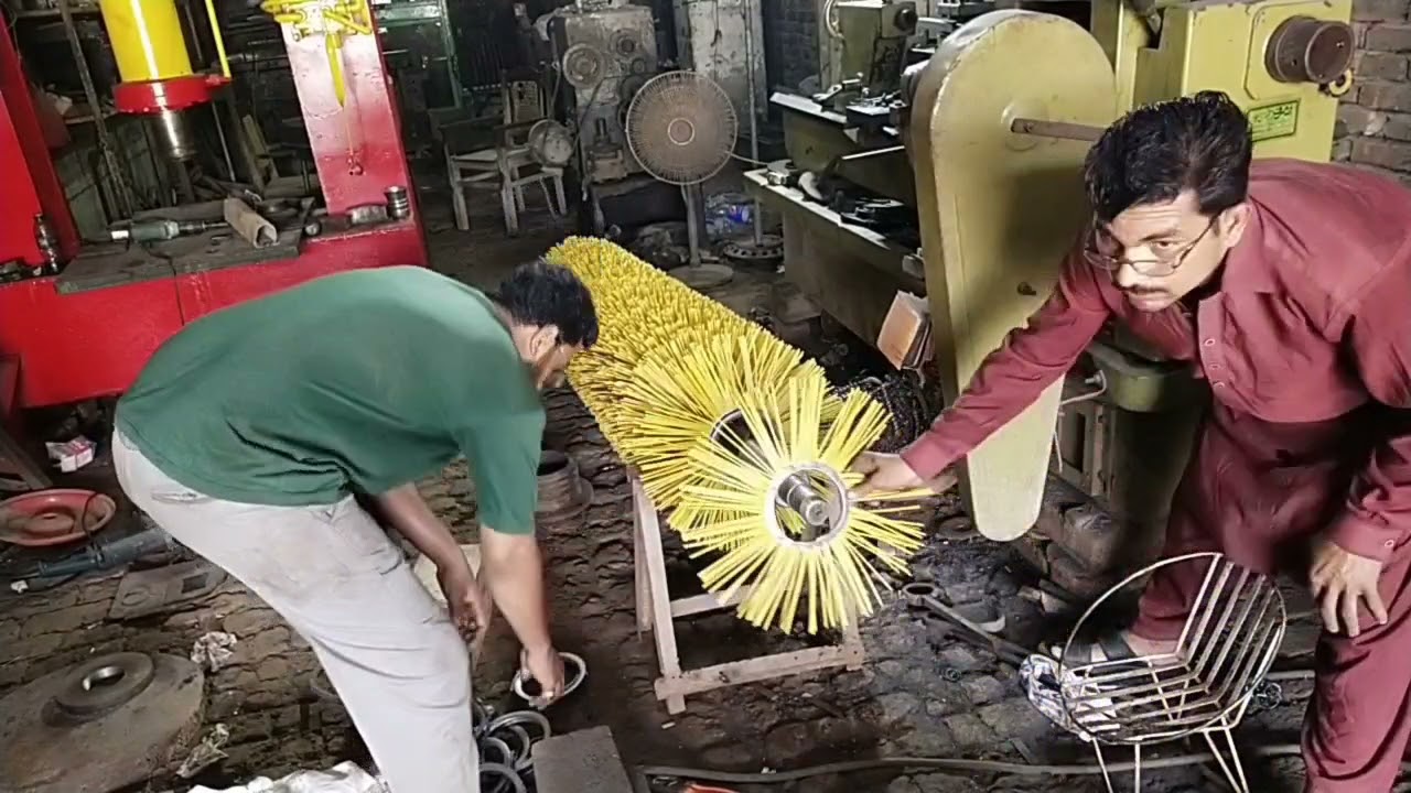 changing broomer brush