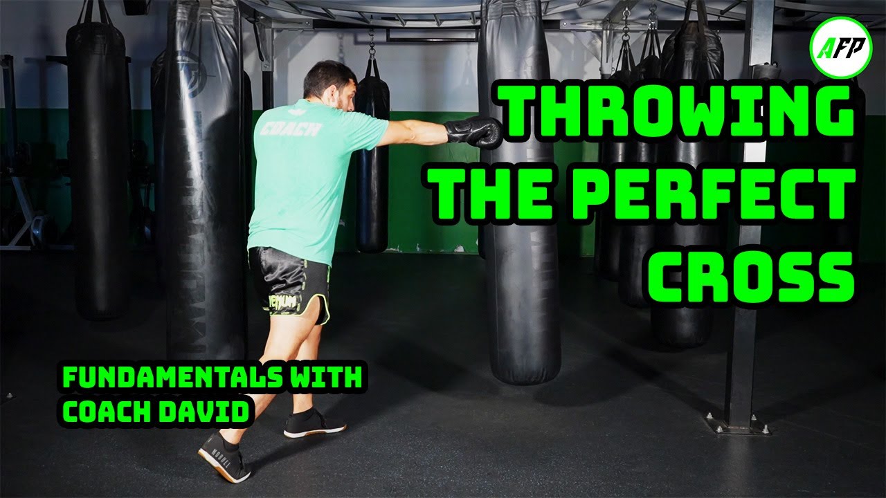 How To Throw The PERFECT CROSS - Striking Fundamentals!
