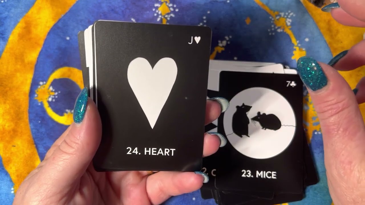 The Blackbird Lenormand Unboxing and Flip Through