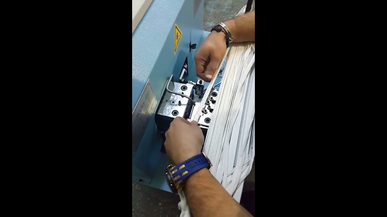 Auto tipping machines