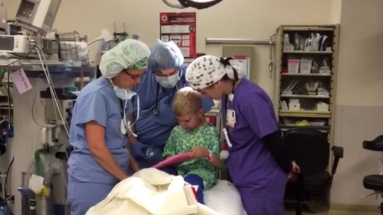 Child Life Specialists in Surgery