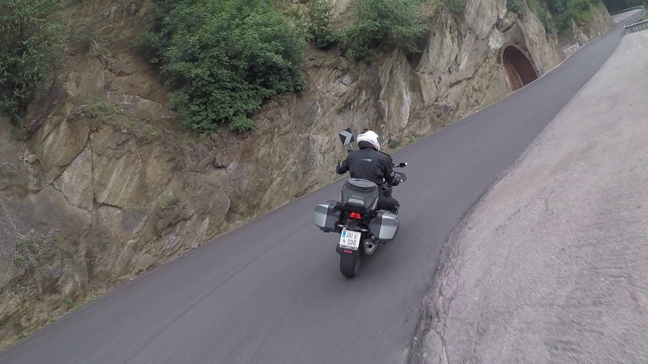 R1200RS at the Jaufenpass Part 1