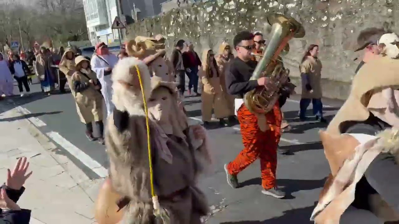 Entroido en Parada de Sil IV