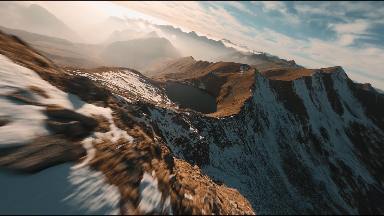Mountain Surfing with my DC10 [4K Cinematic FPV]