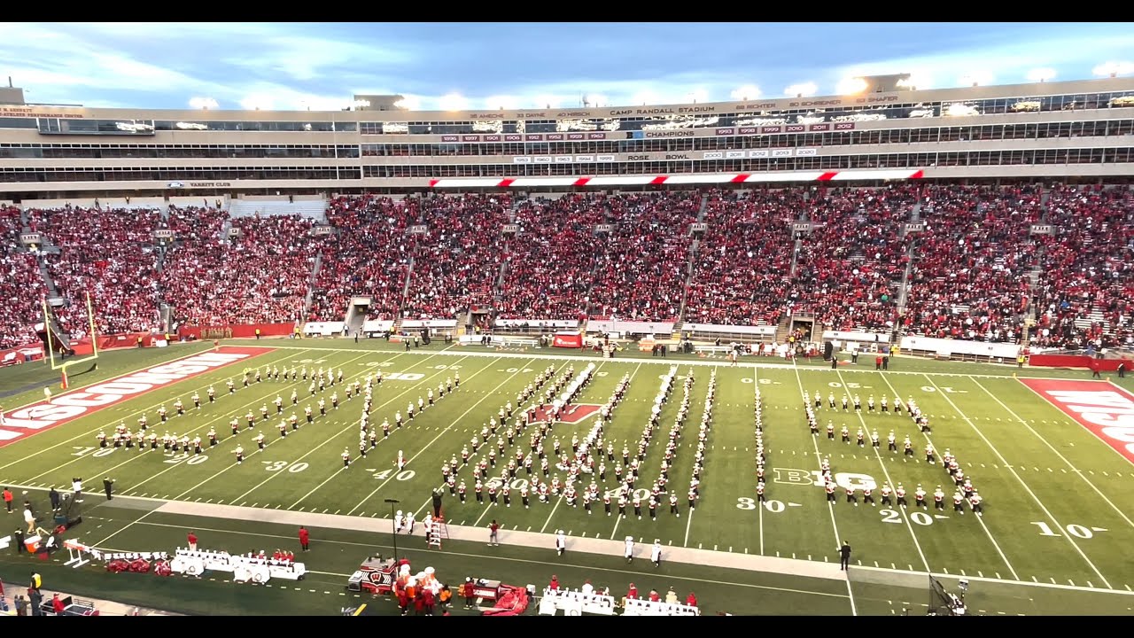 University of Wisconsin Marching Band - Queen Halftime + On Wis Finale