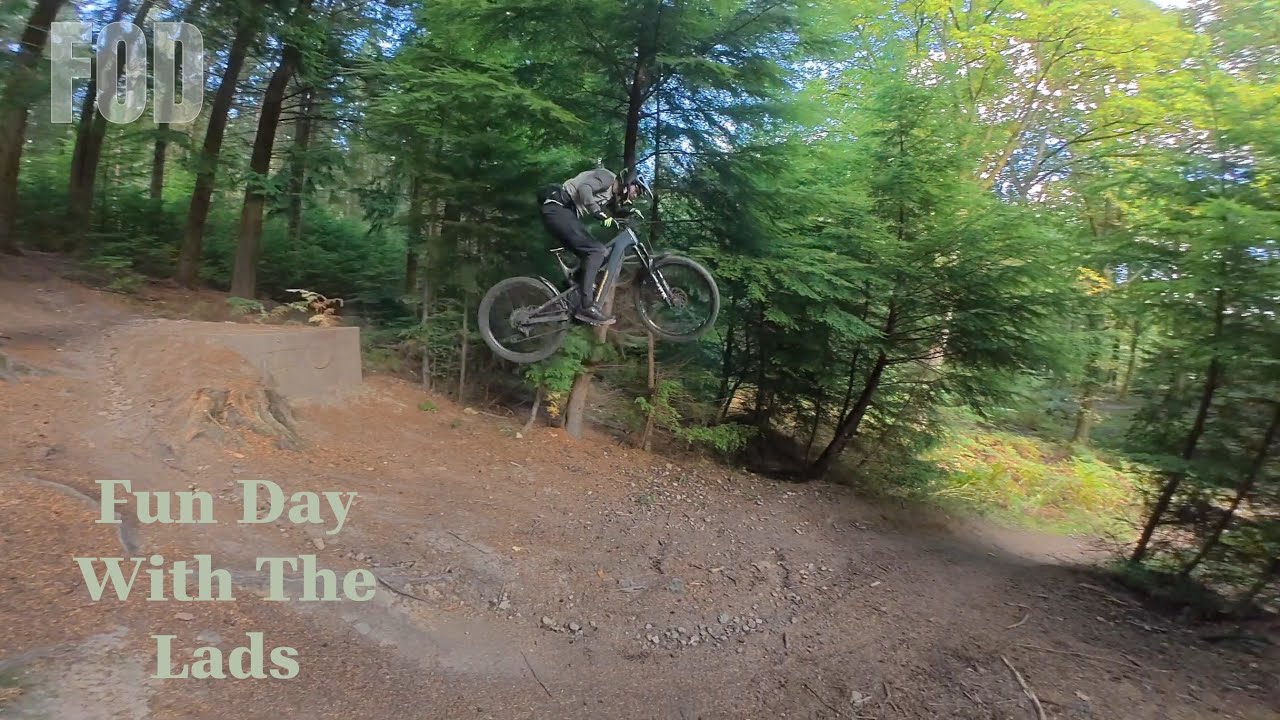 Fod with the bois