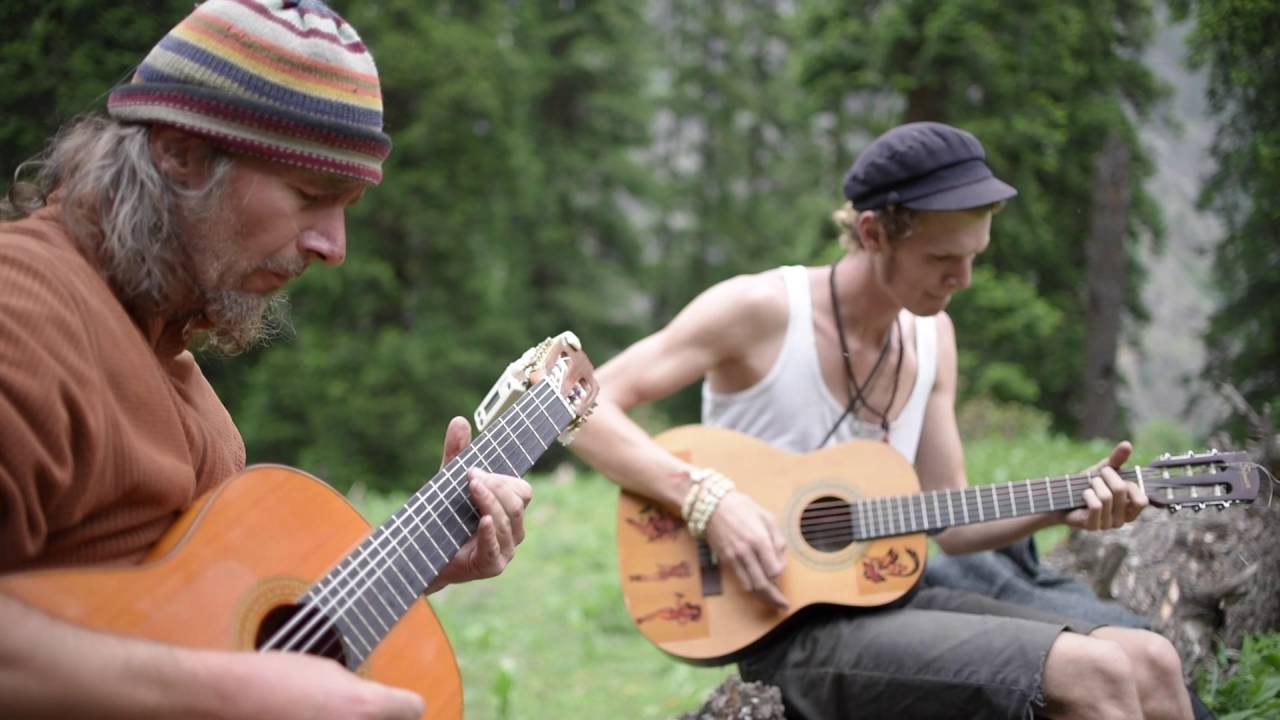 Rainbow Gathering (Parvati Valley) - Hey Joe Jimi Hendrix (Cover)