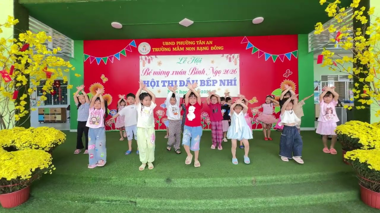 Tết ơi là Tết