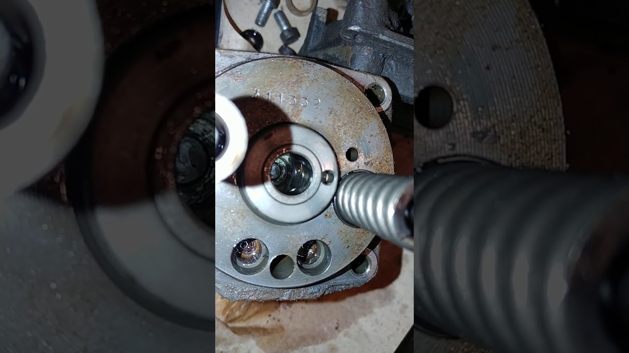 Разборка топливного насоса Bosch VE &mdash; часть 3.5 &mdash; топливный плунжер и распределитель.