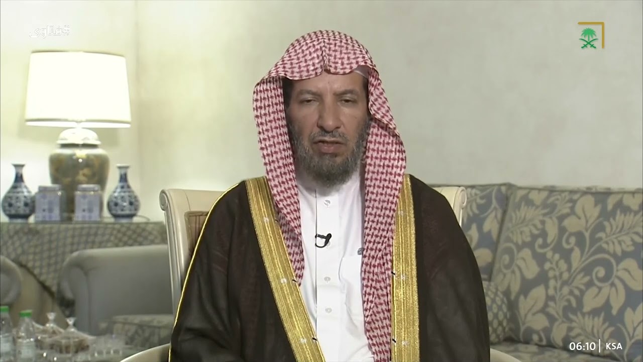ما حكم النظر في غير موضع السجود