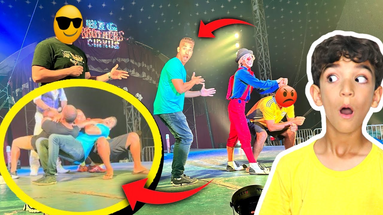 O PALHAÇO TROLLOU MEU PAI NO CIRCO DURANTE O SHOW NO PALCO - Família Rocha