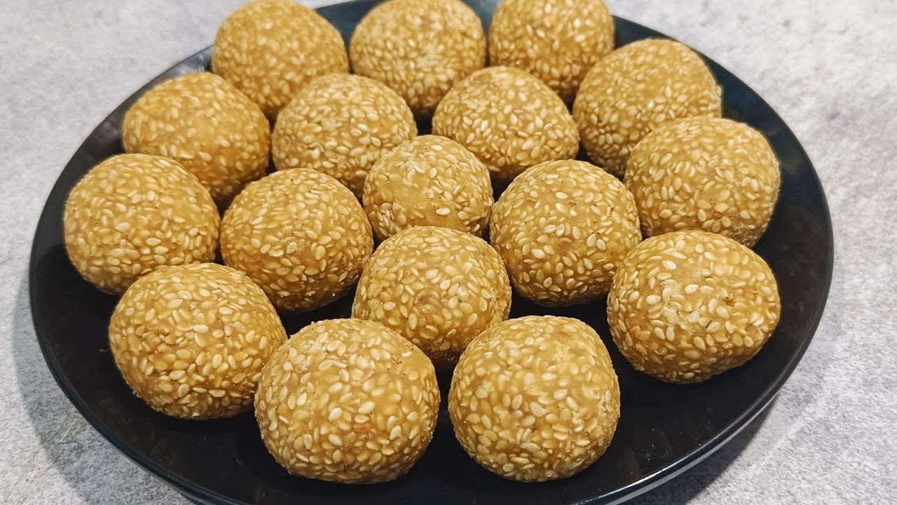 तिल के लड्डू | Til ke Ladoo | Easy Til Gud Ladoo | Winter special Ladoo | Makar sankranti special