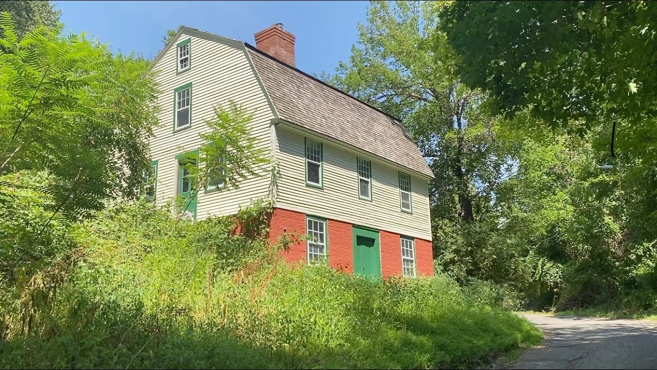 Windsor, CT Historic District: Walk the Ancient Palisade