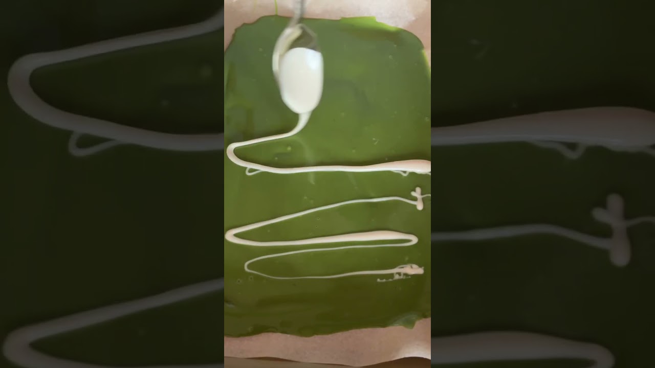 White Chocolate Matcha Bark #easyrecipes