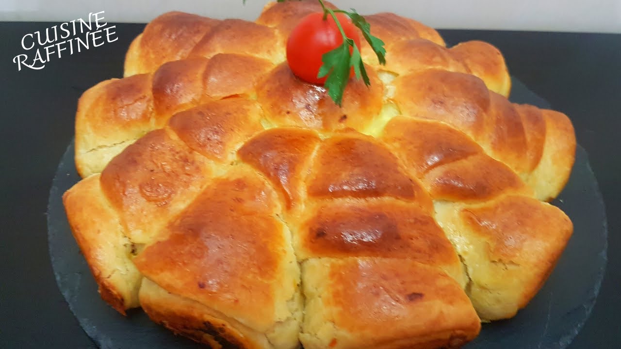 بريوش مالح قطني بشكل جديد معمر بحشوة رائعة BRIOCHE SALEE FARCIE AU BLANC DE POULET ET LEGUMES