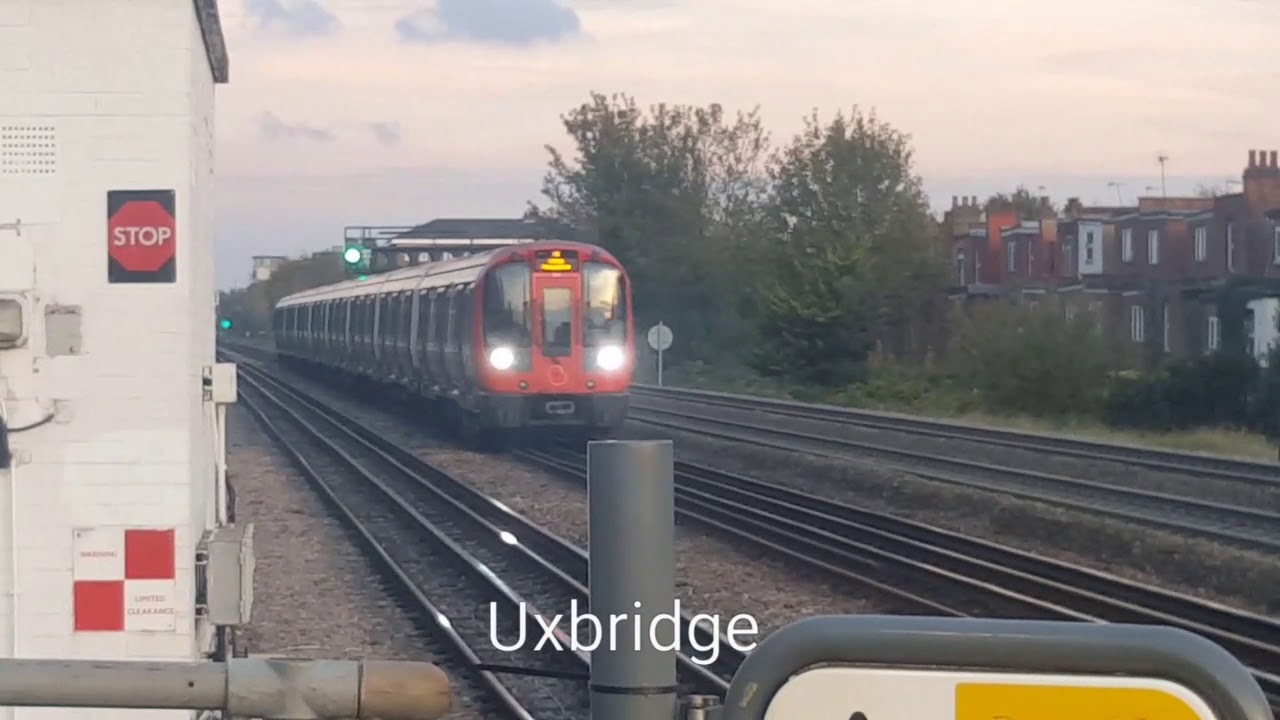 Jubilee Line, Metropolitan Line & Chiltern Railways observations at Dollis Hill 4/11/18 ft. Class 68