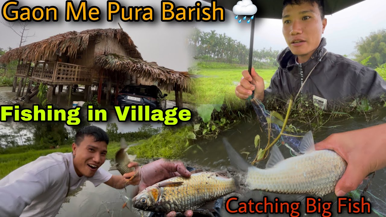 Fishing in Village || Gaon Me Pura Barish Ho Raha Hai || Catching Big Fish in Rain 🌧️ || Fishing