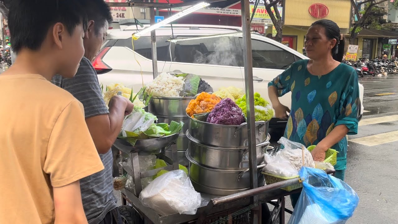 VỀ VIỆT NAM ĐI BỘ KHẮP SÀI GÒN MUA ĐỒ ĂN VẶT