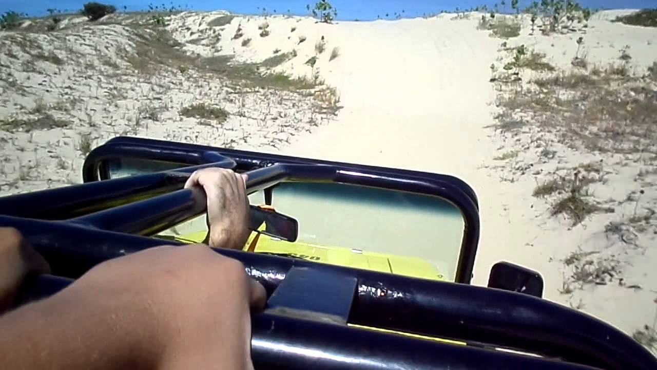 Passeio de Buggy na Praia de Cumbuco