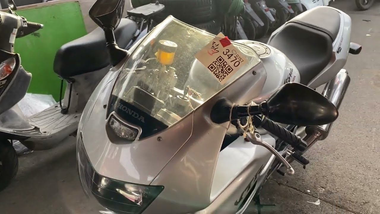 Honda VTR1000F   SC36-1000419