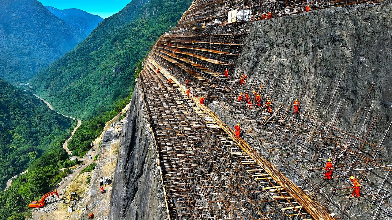 O Tajiquistão Está Construindo a Barragem Mais Alta do Mundo
