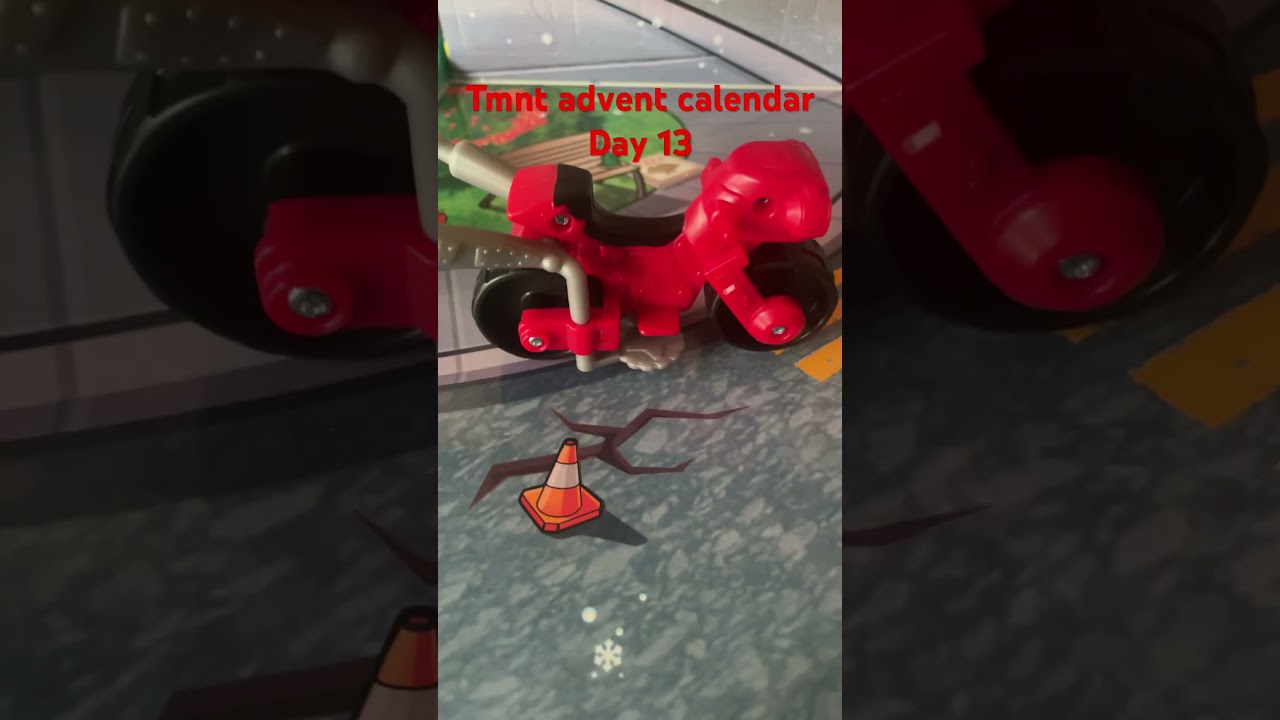 TMNT advent calendar day 13 #vinyl #raphael #motorcycle