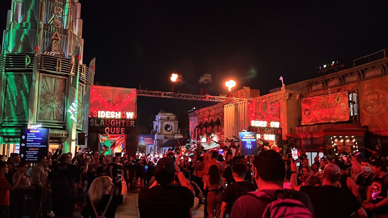 🔴 Halloween Horror Nights Universal Studios Hollywood Livestream - All The Houses, Scares & Scares
