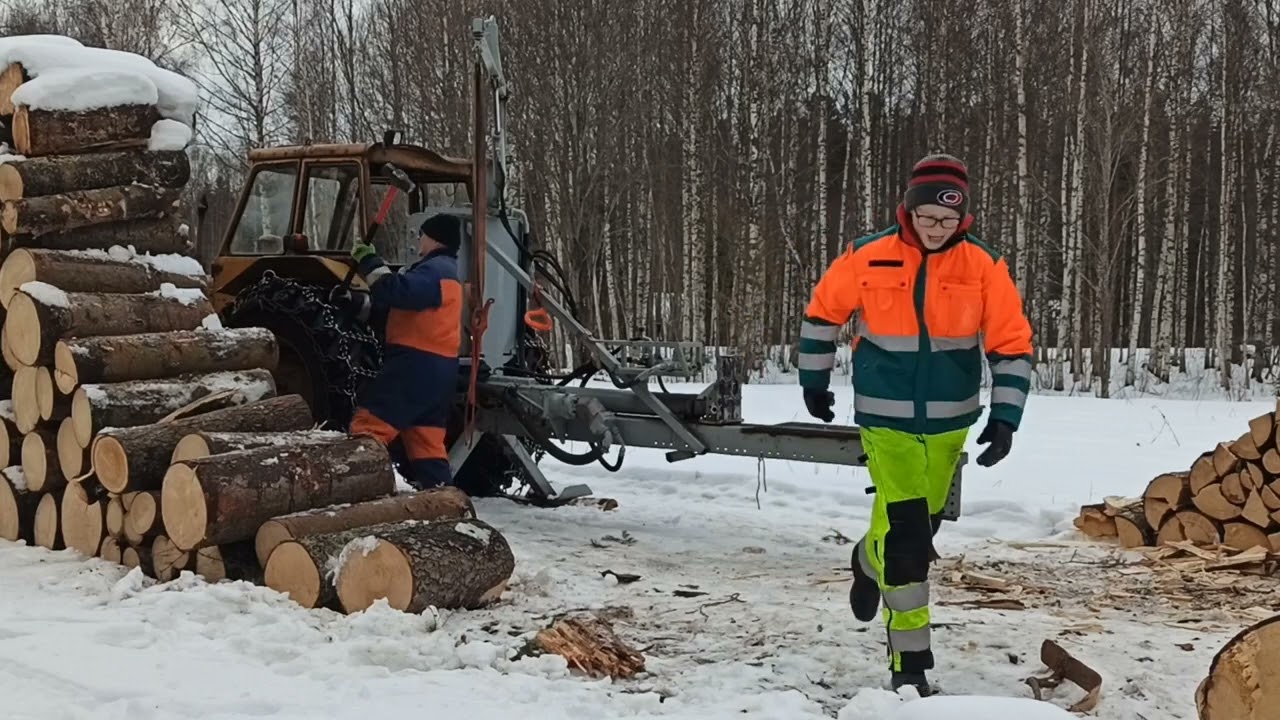 Puun halkaisu video #1