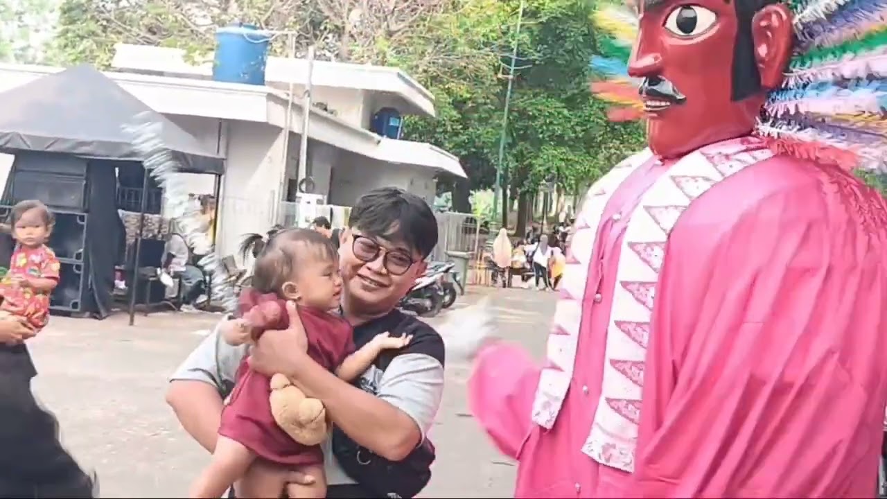 ONDEL ONDEL BKT PINTU AIR !! KHALISA NONTON ONDEL ONDEL PINTU AIR MALAKA SARI 