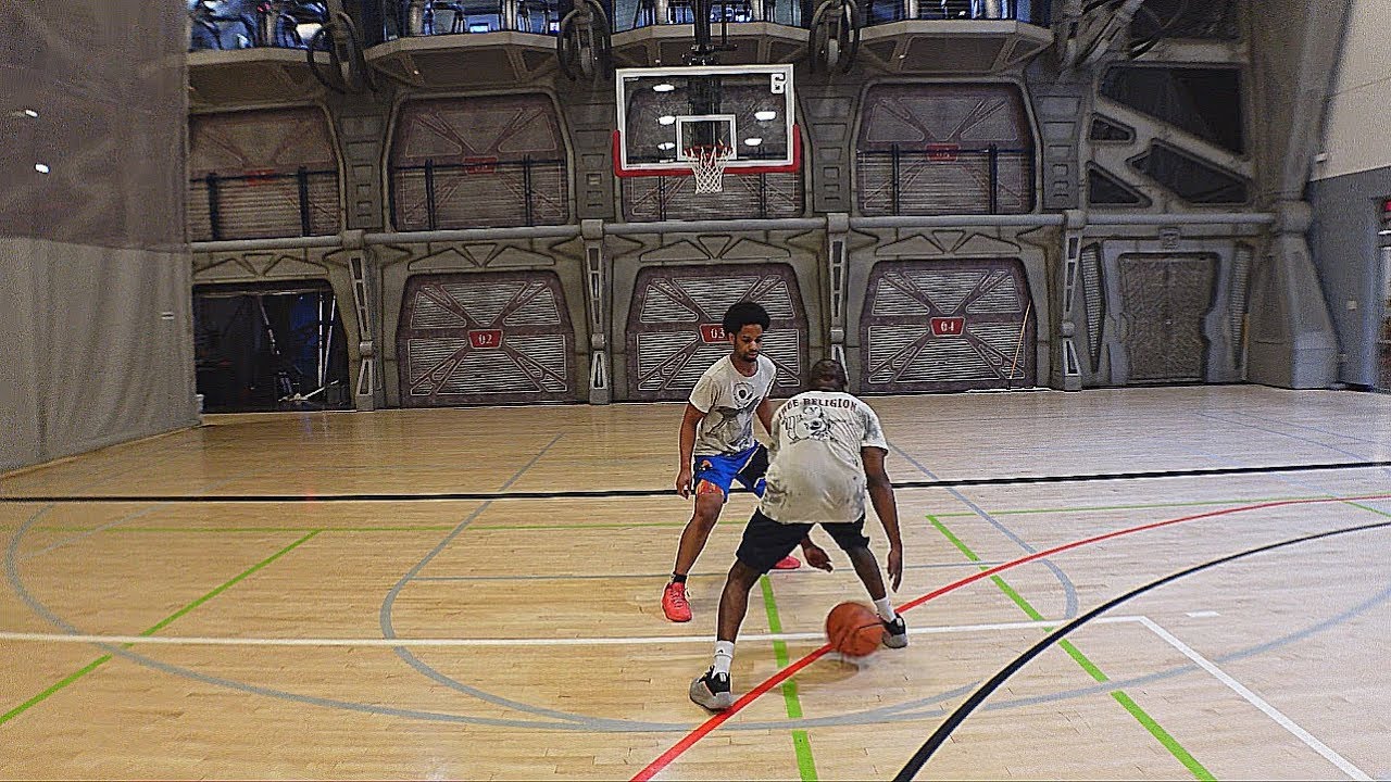 1v1 VS Trash Talker Basketball In MEMPHIS ( Mic’d UP)