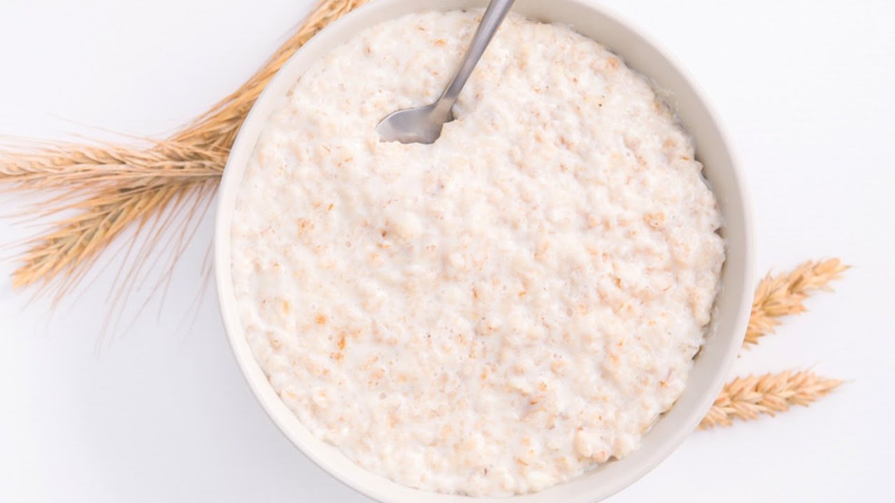 Huge Mistakes Everyone Makes With Oatmeal