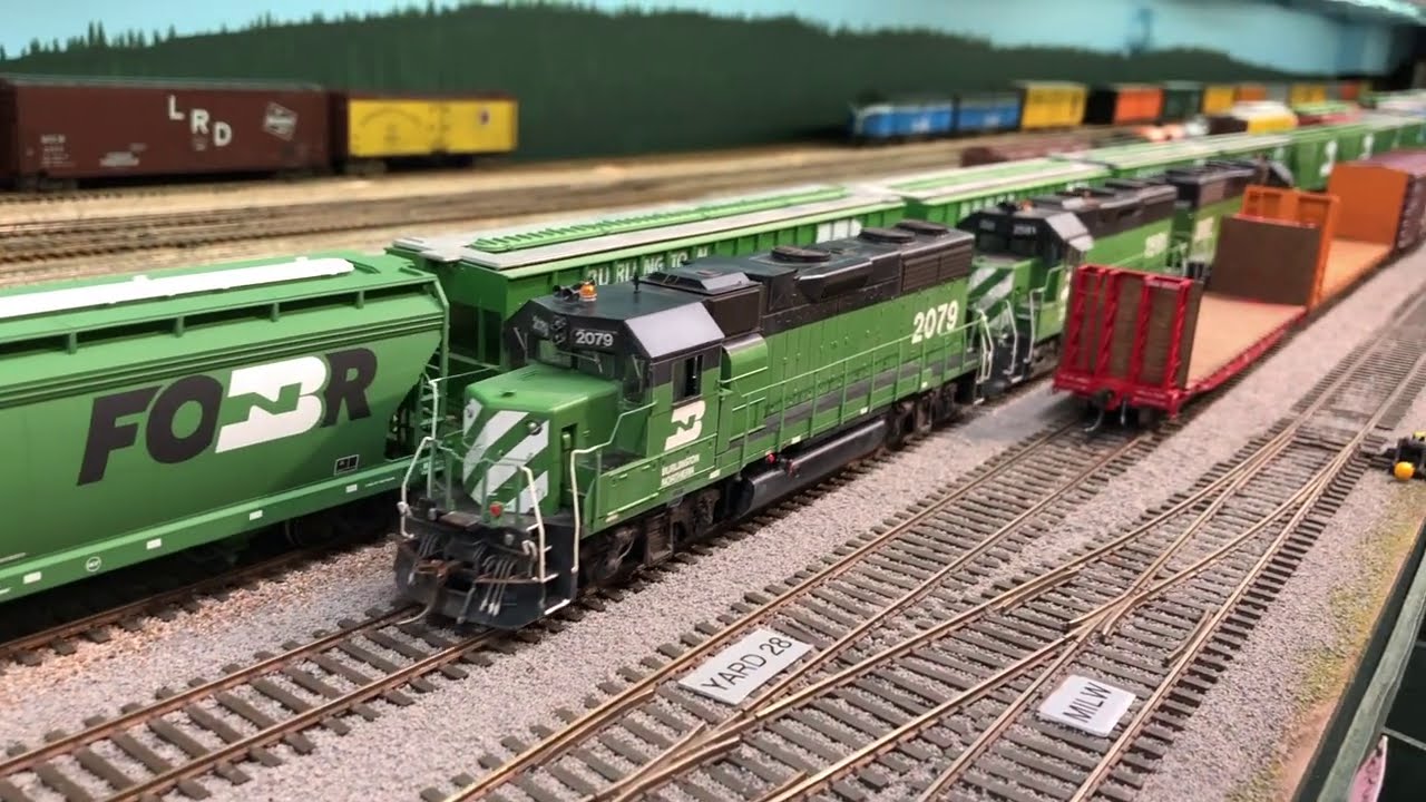 Part 5 - Handling Unit Grain Trains on the HO BN in 1973 #modelrailroad #hoscale #graintrain #train