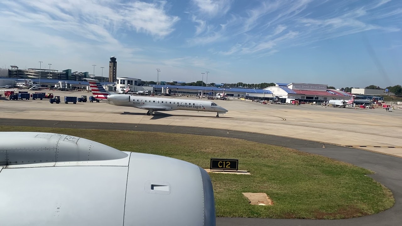 American Airlines 777-200 Takeoff from CLT (to MIA) 10/24/2021