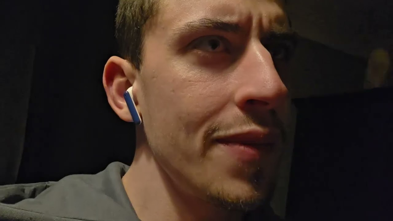 ASMR Camara Tapping And Mouth Sounds 